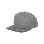 Snapback Cap mit flachem Schirm